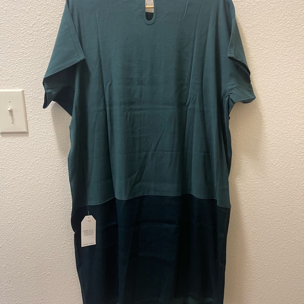 Teal and Navy Color Block Dress - Picture 3 of 3
